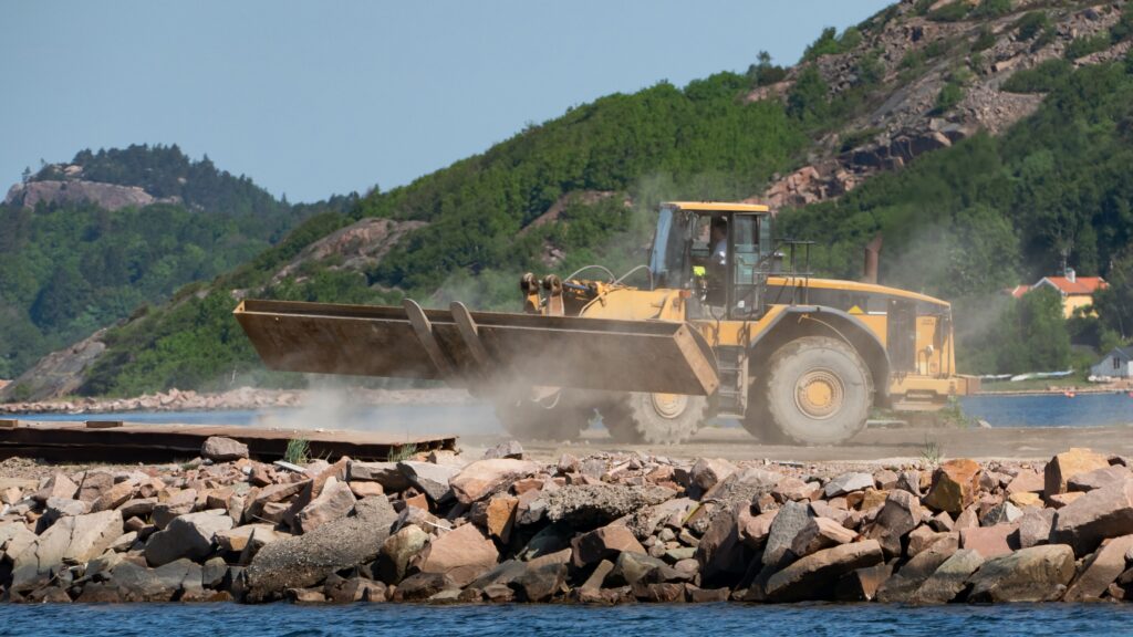 Caterpillar wheel loader working on a port quay